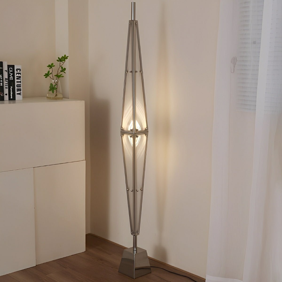Optie 1: [MERK] LED Vloerlamp Diamant, Dimbaar, Modern Minimalistisch